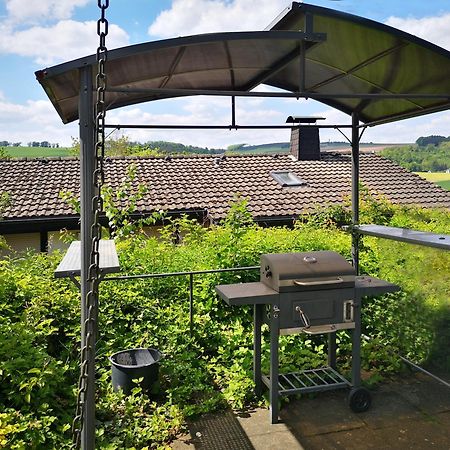 Ferienhaus Lena Im Sauerland Direkt Am Hennesee Meschede Esterno foto