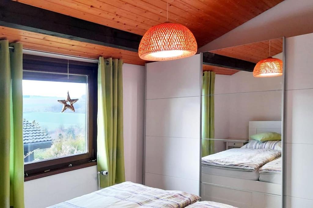 Ferienhaus Lena Im Sauerland Direkt Am Hennesee Meschede Esterno foto