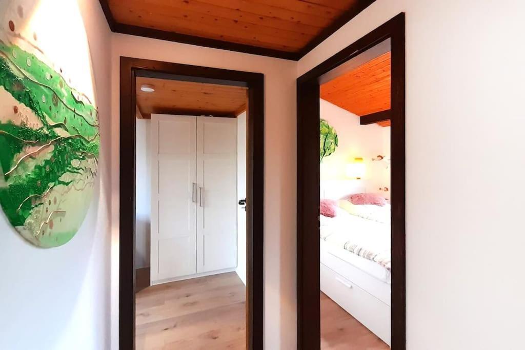 Ferienhaus Lena Im Sauerland Direkt Am Hennesee Meschede Esterno foto
